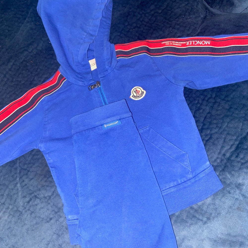 Moncler toddler outfit 12-18m